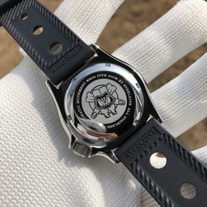 <span class=keywords><strong>นาฬิกา</strong></span>ดำน้ำผู้ชาย SD1973 STEELDIVE แบรนด์แท้ ราคาขายส่ง ขนาด 41.2 มม. ตัวเรือนสแตนเลส กระจกแซฟไฟร์ กันน้ำลึก 20ATM ระบบอัตโนมัติ NH35 - Product Image 3