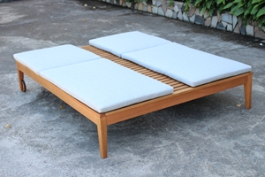 Silla de Jardín Plegable de Madera Clásica y Moderna con Tela a Rayas Azules y Blancas |   Hotel Villa de Diseño Ecológico y Duradero - Product Image 3