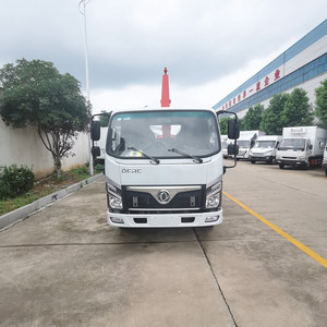 รถบรรทุกขยะแบบยกติดตั้ง CLW 5 ตัน พร้อมช่องบรรทุกแบบปลดเทเอง  มีรถบรรทุกสำหรับงานสุขาภิบาลหลากหลายประเภทสำหรับขาย - Product Image 2