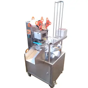 वाणिज्यिक स्वचालित खनिज पानी कप बनाने वाली सीलर सीलिंग मशीन