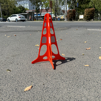 Panneau d'avertissement de trafic auto-réfléchissant de voiture portable de 70cm Triangle pliable solide route debout accessoires de voiture de secours