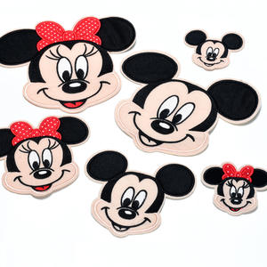 Toppe Ricamate Vivaci di <span class=keywords><strong>Topolino</strong></span> per Appassionati di Disney, Applicabili con Ferro da Stiro o Cucitura, Materiale Resistente per Abbigliamento - Product Image 3
