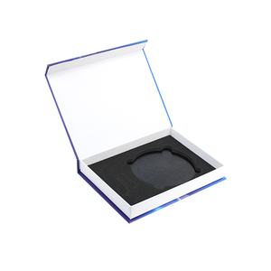 Cajas de Regalo Rígidas de Lujo con Cierre Magnético Azul, Reciclables, Laminadas Mate y con Grabado Personalizado - Product Image 1