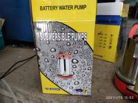 Pompe à eau électrique submersible solaire haute pression WEDO ZQB-12/24 12V/24V DC 0,25 CV avec 1 tuyau de refoulement pour l'approvisionnement en eau dans les pays en développement