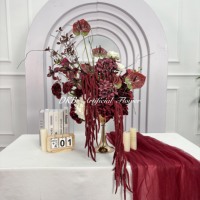Boule de fleurs artificielle de 50 cm en faux bourgogne rouge et blanc, centre de table, hydrangea rouge en soie artificielle, boule de fleurs d'anthurium avec amarante suspendue