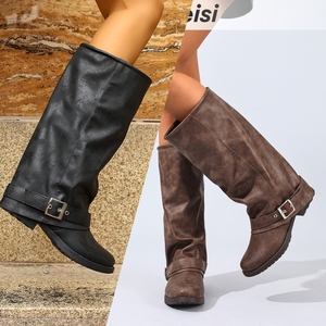 Stivali da <span class=keywords><strong>donna</strong></span> marroni distressed a metà polpaccio, con punta tonda, tacco basso, fibbia in metallo e gambale largo, stile western - Product Image 3