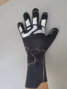 Gants <span class=keywords><strong>de</strong></span> Foot d'Entraînement Professionnels pour Adultes et Enfants, Nouvelle Marque, Latex Épais et Respirant, Style <span class=keywords><strong>Gardien</strong></span> <span class=keywords><strong>de</strong></span> <span class=keywords><strong>But</strong></span> - Product Image 6