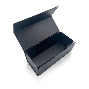 Boîte <span class=keywords><strong>à</strong></span> parfum en papier cartonné recyclable de petite taille, noire, avec rabat magnétique, sur mesure par le fabricant - Product Image 3