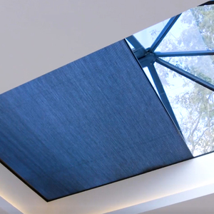 Persianas personalizadas para claraboya de panal, persianas motorizadas de panal, persianas opacas eléctricas de tela para decoración del hogar - Product Image 1