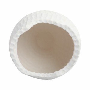 Vaso Moderno in Porcellana con Texture Ondulata, Elemento Scultoreo per l'Arredamento del Soggiorno - Product Image 6