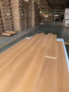 Hot Sale Engineered Oak Flooring <b>Brushed</b> <b>Wooden</b> Board European Oak Hardwood Multilayer Engineered Wood Flooring - Product Image 6