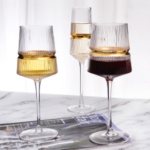 Flûtes à <span class=keywords><strong>champagne</strong></span> en verre soufflé à la main de style origami, avec ceinture dorée côtelée et rayures, de luxe, personnalisées Samyo - Product Image 4