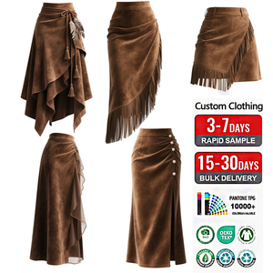 <span class=keywords><strong>Gonna</strong></span> in Camoscio Marrone Stile Western Retrò con Orlo Asimmetrico, Dettagli con Nappe e <span class=keywords><strong>Piume</strong></span>, Design Irregolare - Product Image 1