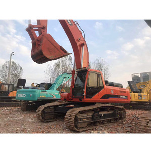 Grande pelle rétrocaveuse d'occasion de 42 tonnes, modèle Doosan DH420-7, peinture d'origine, haute qualité, pelle rétrocaveuse d'occasion Doosan DH420lc-7 en vente - Product Image 2