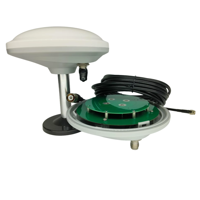 Outdoor Agricultural Machinery Equipment 5.0dBi RTK 1164MHz~1290MHz GNSS Antenna Customized UV-resistant PC Material Dual