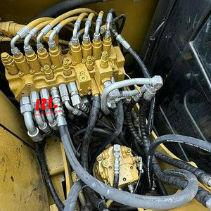 Excavatrice sur chenilles hydraulique CAT 307D de 7 tonnes en bon état, haute efficacité, performance stable, équipement de construction - Product Image 5