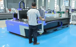 Mesin pemotong laser serat Cnc, pemotong logam Laser 1000w 2000w 3000w