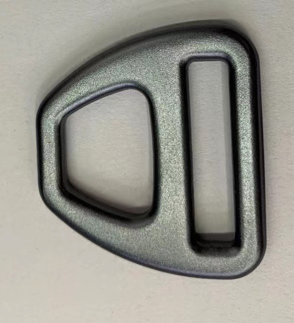 Customized logo Zinc Alloy Metal Triangle Ring Pet Dog Harness Strap Connect Buckle Accessories for Handbags