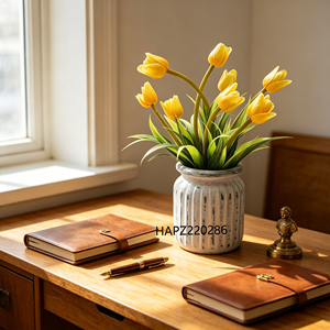 Fleurs artificielles de tulipes jaunes dans un pot en céramique rustique blanchi à la chaux, fausses fleurs de printemps pour la décoration de <span class=keywords><strong>cuisine</strong></span> et de maison style cottagecore - Product Image 1