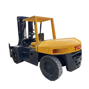 Chariot élévateur diesel TCM FD100 de 10 tonnes, d'occasion, en bon état, avec moteur, boîte de vitesses et roulements, pour la construction, à vendre - Product Image 1