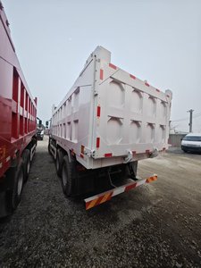 Original Factory New HOWO 6x4 Euro 5 Diesel Heavy <strong>Truck</strong> Dump <strong>Truck</strong> with Left Steering and 41-50t Capacity - Product Image 5