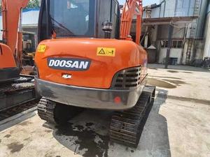 Doosan Excavadora sobre orugas usada con EPA para motor Kubota en buenas condiciones con componentes centrales y bomba de motor, Doosan - Product Image 4