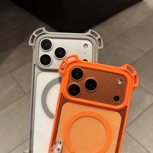 New Four Corners Gasbag Shockproof Magnetic Wireless Charging Anti-Fingerprint Transparent TPU+Acrylic Phone Case for 17 - Product Image 4