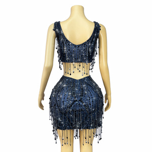 Novance Y4145 Tienda en línea Productos Vestidos de cóctel para mujer Cristales negros Borlas Vestidos de fiesta cortos para damas Traje de cantante - Product Image 3