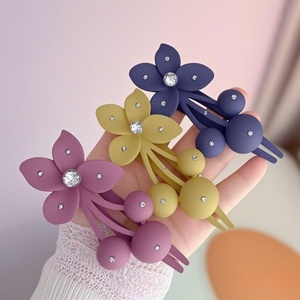 Pince à cheveux fleurie tendance pour <span class=keywords><strong>femme</strong></span>, accessoires capillaires de haute qualité avec strass, outils de <span class=keywords><strong>coiffure</strong></span> polyvalents - Product Image 2