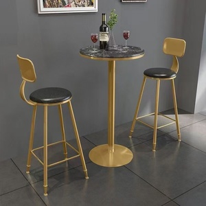 Set Meja <span class=keywords><strong>Bar</strong></span> Besi Modern Mewah Ringan Yeehon, Kursi <span class=keywords><strong>Bar</strong></span> Tinggi, Garansi 3 Tahun untuk Komersial - Product Image 3