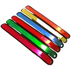 สายรัดข้อมือ Led สำหรับตกแต่งงานปาร์ตี้,สายรัดข้อมือเพื่อความปลอดภัยสำหรับการวิ่งมีไฟ - Product Image 1