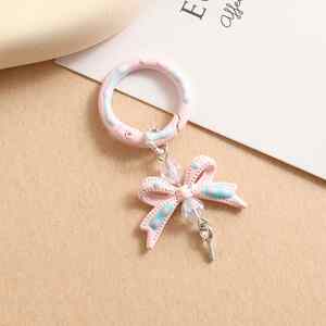 Llavero con Colgante de Mariposa Kawaii, Llavero Metálico Ligero con Impresión de Serigrafía de Estilo de Dibujos Animados - Product Image 1