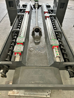 Fraiseuse CNC entièrement automatique GMC1813/GMC1830 à portique à 4 axes Fraiseuse CNC à portique conique de type vertical BT50
