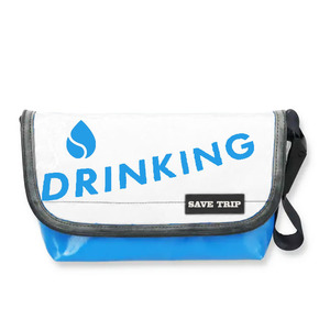 Tùy Chỉnh Mini Không Thấm Nước Crossbody 1000D PVC Xe Tải Bạt Vai Messenger Bag Với Logo Cho Người Đàn Ông Phụ Nữ Trẻ Em Du Lịch Thể Thao - Product Image 1