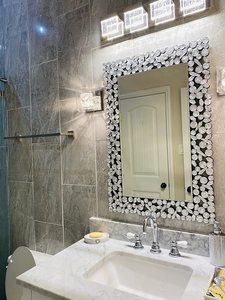 <span class=keywords><strong>Miroir</strong></span> <span class=keywords><strong>mural</strong></span> décoratif rectangulaire en mosaïque argentée, <span class=keywords><strong>grand</strong></span> <span class=keywords><strong>miroir</strong></span> <span class=keywords><strong>mural</strong></span> antique vénitien pour les entrées, le salon, la salle de bain - Product Image 4