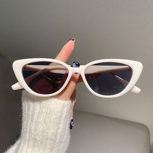 Gafas de Sol Cat-eye Rosa y Blanco, Montura de PC, Lentes Polarizadas, Protección UV400, Diseño Moderno y Lujoso, Unisex, Recién Llegadas - Product Image 2