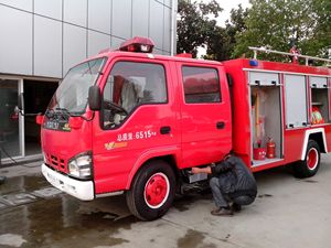 <span class=keywords><strong>Camion</strong></span> Industriel Isuzu Neuf 30T 6x4 avec Roues Motrices, Citerne d'Extinction Incendie à Eau/Mousse, Type de Carburant Diesel, <span class=keywords><strong>Pompier</strong></span> 4x2 - Product Image 5