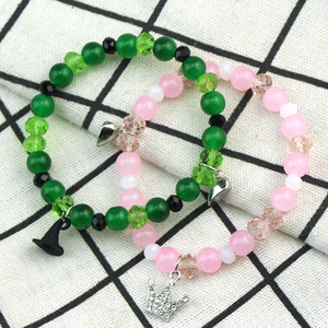 Pulsera de cuentas con colgante de corona y bastón mágico inspirada en la película de la Bruja Malvada, joyería a juego para parejas y amigos para ocasiones de regalo - Product Image 3