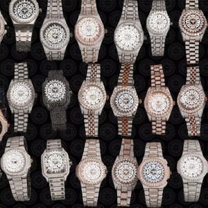Montre diamantée la plus vendue avec mouvement de précision pour hommes et femmes, accessoires de mode quotidiens disponibles à prix abordable - Product Image 2