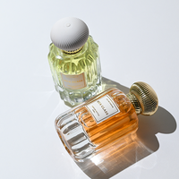 Flacon de parfum en verre cylindrique de haute qualité 100 ml, flacon de parfum vide avec logo personnalisé, avec boîte cadeau, vaporisateur à pompe, fournisseur OEM ODM