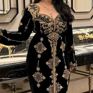 2025 @ Beautiful Black Fish-cut Wedding Caftan with trail Dress Agrémenté de perles de verre en cristal Stones Pearls zari hand work - Product Image 1