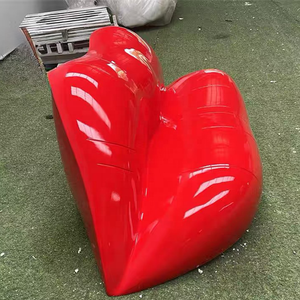 Sculpture <span class=keywords><strong>de</strong></span> canapé à lèvres rouges virales-Mobilier d'art FRP audacieux pour espaces instagrammables et intérieurs <span class=keywords><strong>de</strong></span> luxe - Product Image 3