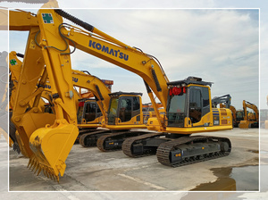 Motor de alta potencia KOMATSU Excavadora grande de orugas hidráulicas usadas al por mayor 20ton PC200 Excavadora de cubo de segunda mano - Product Image 3