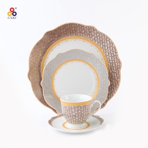GXKC <span class=keywords><strong>De</strong></span> Noël haut <span class=keywords><strong>de</strong></span> gamme en porcelaine irrégulière nouveaux ensembles <span class=keywords><strong>de</strong></span> <span class=keywords><strong>vaisselle</strong></span> en porcelaine - Product Image 6