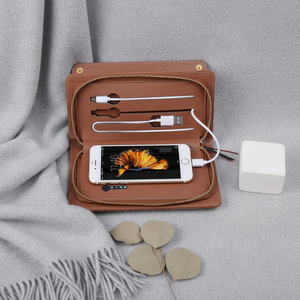 Portafoglio da <span class=keywords><strong>Uomo</strong></span> <span class=keywords><strong>in</strong></span> <span class=keywords><strong>Pelle</strong></span> PU <span class=keywords><strong>con</strong></span> Logo Personalizzato, Fodera <span class=keywords><strong>in</strong></span> PVC, Porta USB, Chiusura a <span class=keywords><strong>Cerniera</strong></span>, Decorazione a Catena, Design Lungo - Product Image 1