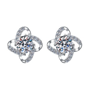 Pendientes de Plata S925 con Baño de Rodio, Diseño de Molino de Viento, Moissanita de 0.5CT/5mm con Engaste de Garra, Hipoalergénicos, Joyería de Lujo de Moda - Product Image 1