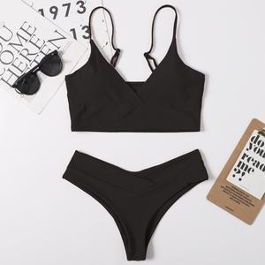 ชุดว่ายน้ำบิกินี่แบบทูพีซสำหรับผู้หญิง เซ็กซี่ เอวสูง ผลิตจากผ้ารีไซเคิลรักษ์โลก แห้งเร็ว ระบายอากาศได้ดี มีโลโก้ด้านหน้า สีพื้น - Product Image 3