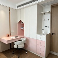 Meubles de cuisine et armoires sur mesure de luxe pour toute la maison avec îlot en marbre