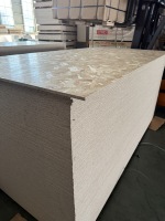 Panneau de toiture OSB 3 de 12 mm certifié FSC EN 300 CE 2+ pour bardage de toiture et construction