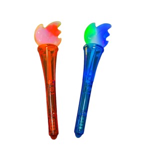 Linterna LED de Mano con Cuerpo de Plástico y Color Cambiable para Festivales y Eventos Deportivos - Product Image 1